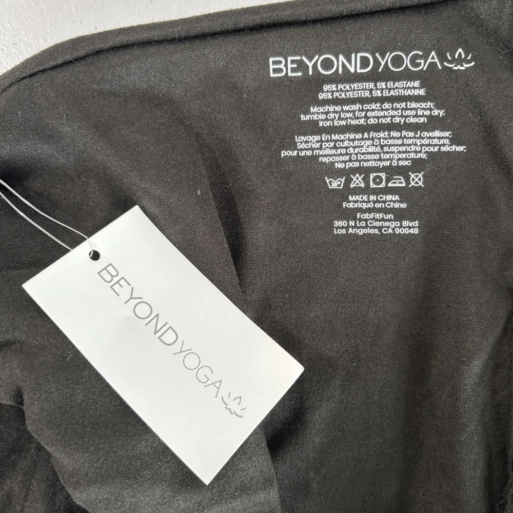 Beyond Yoga Pocket Infinity Scarf Womens OS Charcoal Gray Cozy Warm Travel‎ Wrap